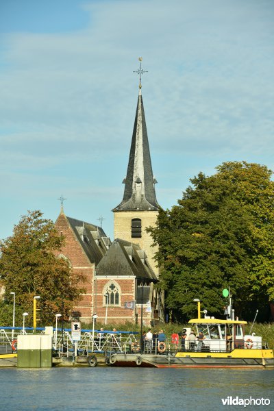 Overzetboot aan de Schelde aan Mariekerke