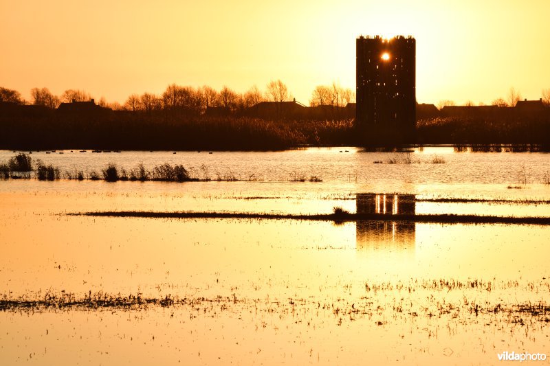 Uitkijktoren in de IJzervallei