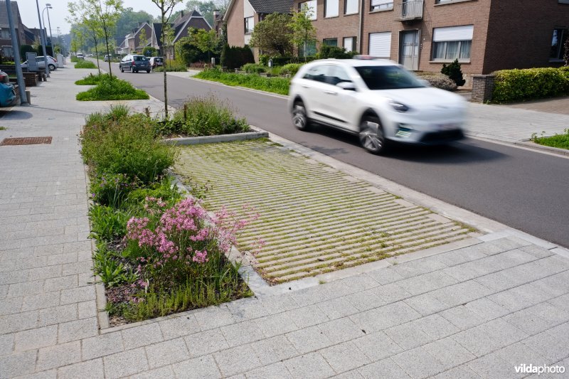 Waterdoorlatende parkeerplaats