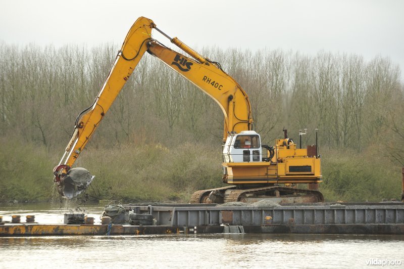 Baggerwerken op het Sint-Amandsschoor