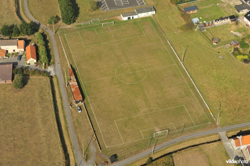 Voetbalveld in de IJzervallei