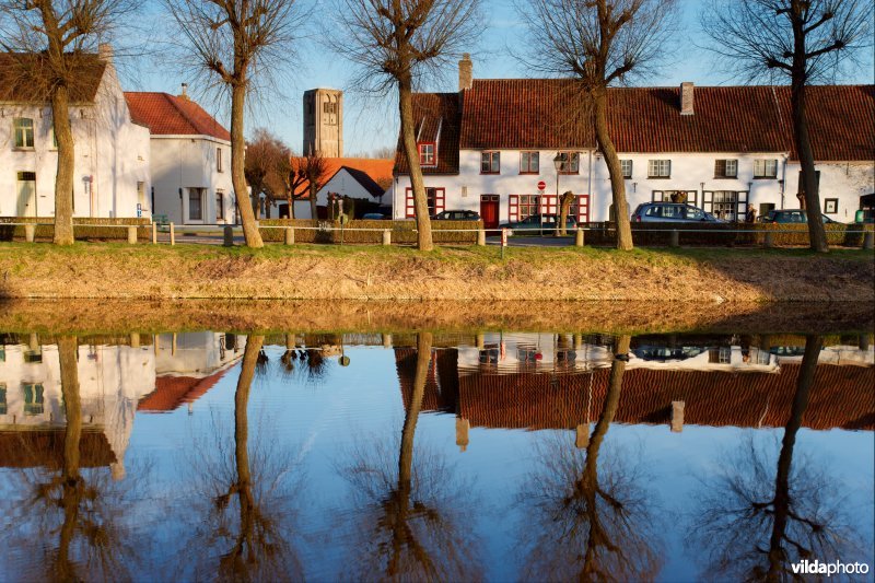 Damme aan de Damse vaart