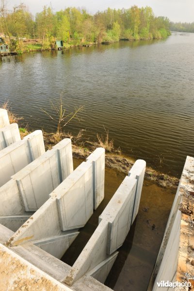 Sluis aan de Rupelmondse kreek