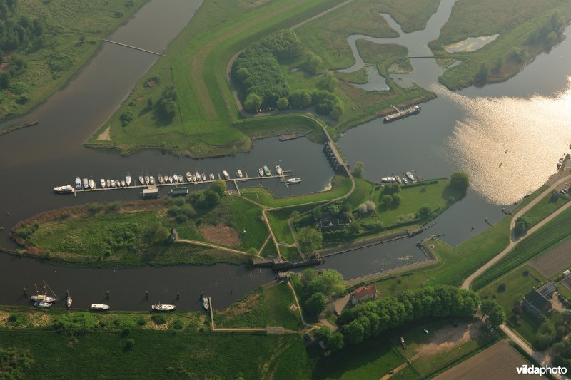 Inundatiesluis bij het Benedensas